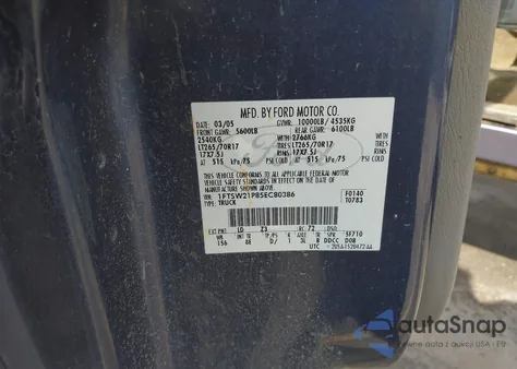 2005 Ford F-250 Lariat/Xl/Xlt from USA, damaged, VIN 1FTSW21P85EC80386